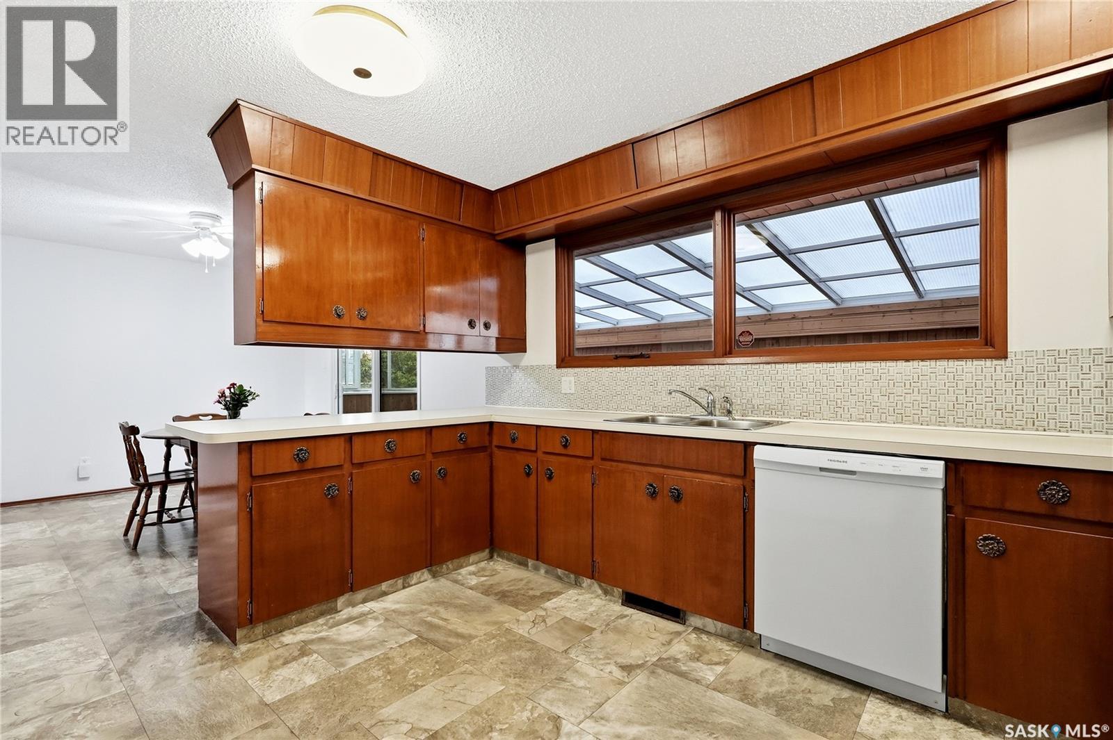 21 Bateman Crescent, Saskatoon, Saskatchewan  S7H 3C3 - Photo 14 - SK040133
