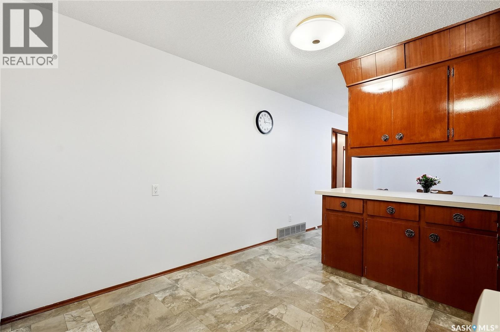 21 Bateman Crescent, Saskatoon, Saskatchewan  S7H 3C3 - Photo 15 - SK040133
