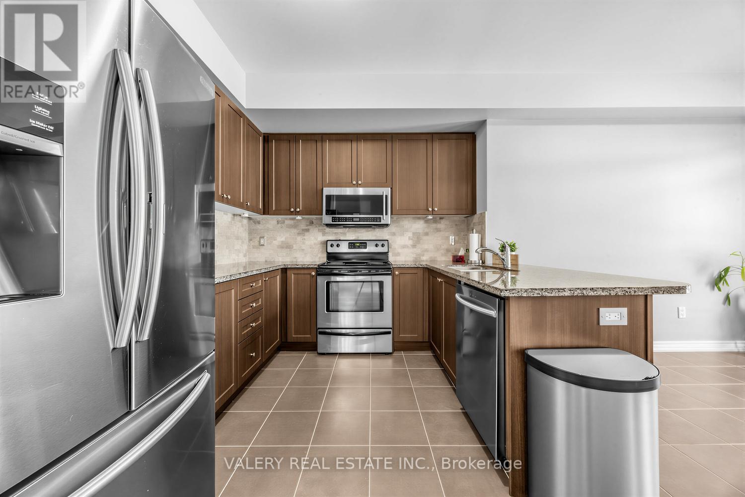 20 Mcdonald Cres Crescent, Clarington, Ontario  L1B 0E2 - Photo 11 - E13479002