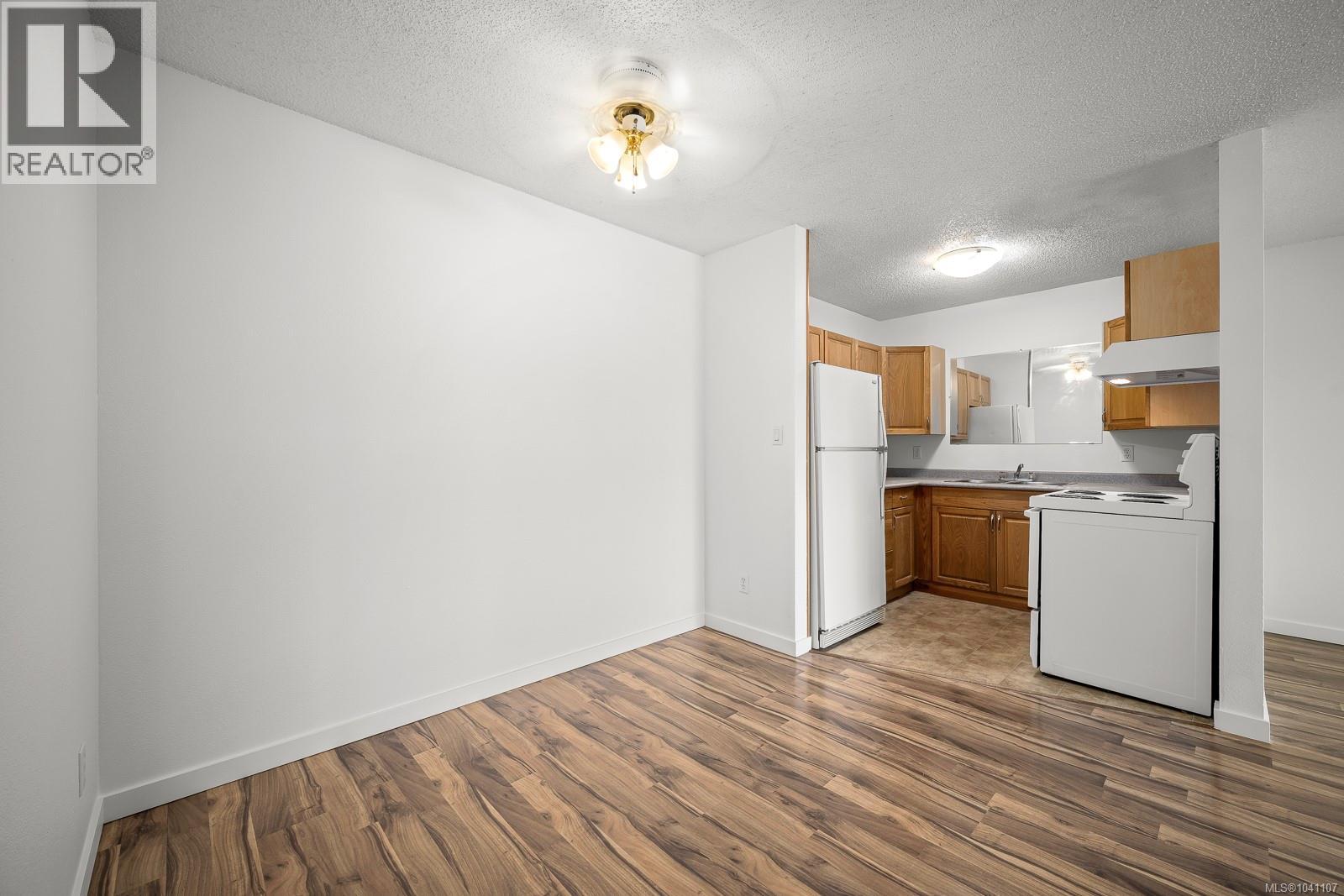 107 1130 Willemar Ave, Courtenay, British Columbia  V9N 3L9 - Photo 16 - 1041107