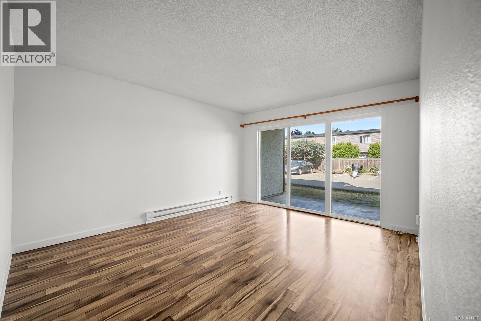 107 1130 Willemar Ave, Courtenay, British Columbia  V9N 3L9 - Photo 9 - 1041107