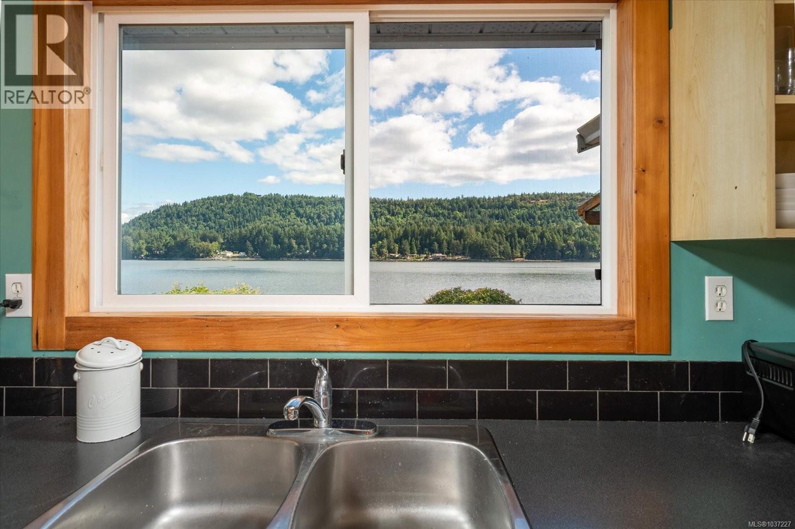 5041 Paton Rd, Ladysmith, British Columbia  V9G 1M6 - Photo 16 - 1037227