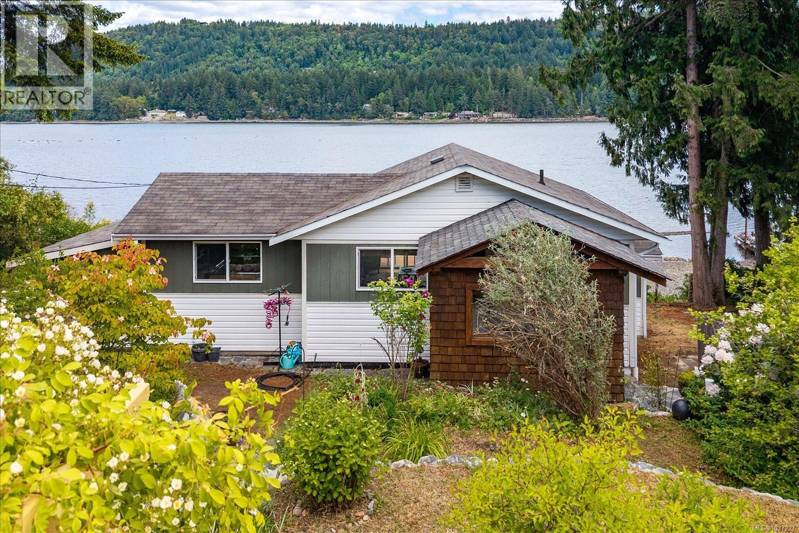 5041 Paton Rd, Ladysmith, British Columbia  V9G 1M6 - Photo 2 - 1037227