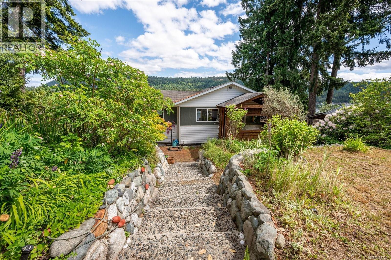 5041 Paton Rd, Ladysmith, British Columbia  V9G 1M6 - Photo 7 - 1037227