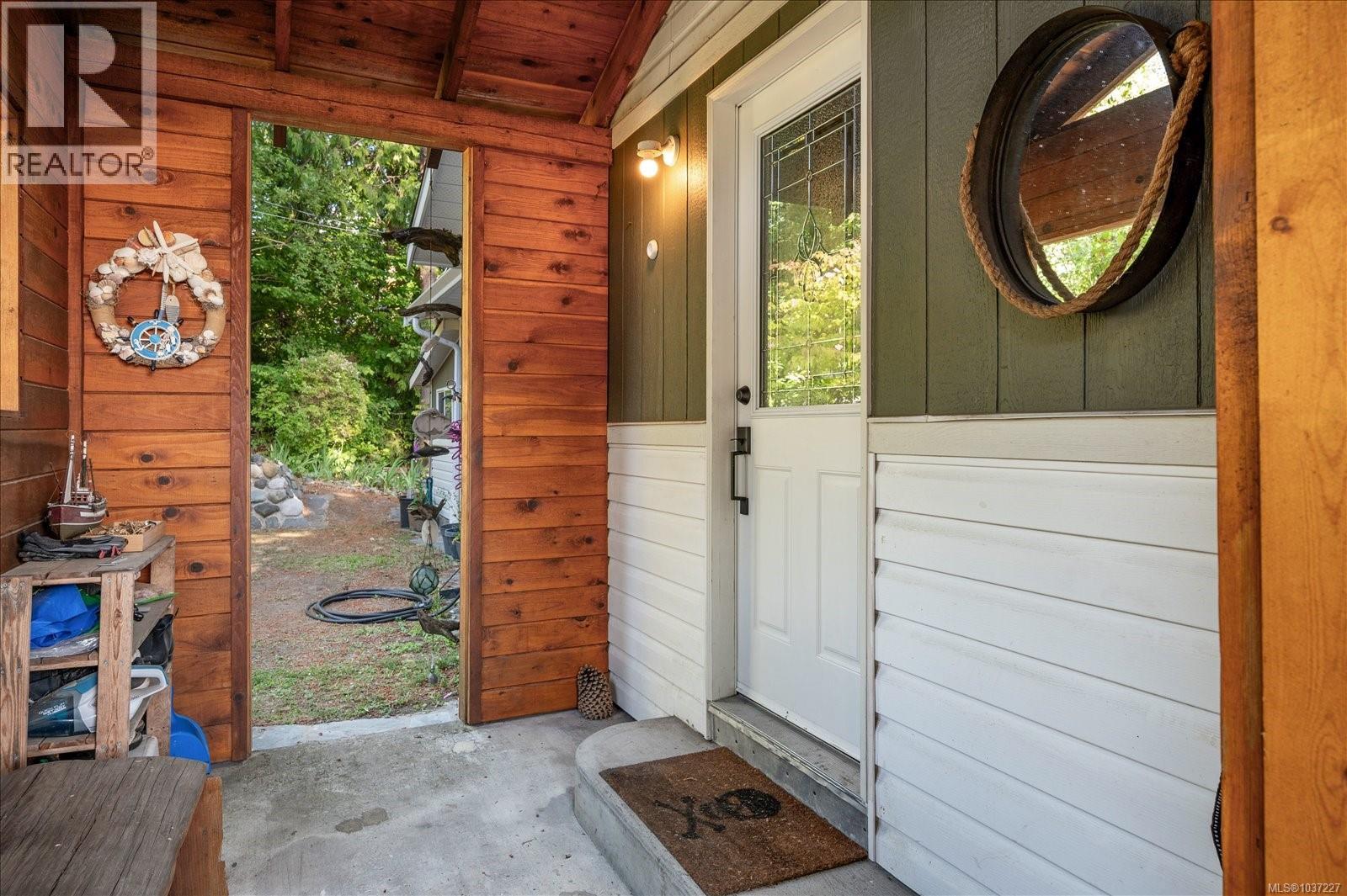 5041 Paton Rd, Ladysmith, British Columbia  V9G 1M6 - Photo 9 - 1037227