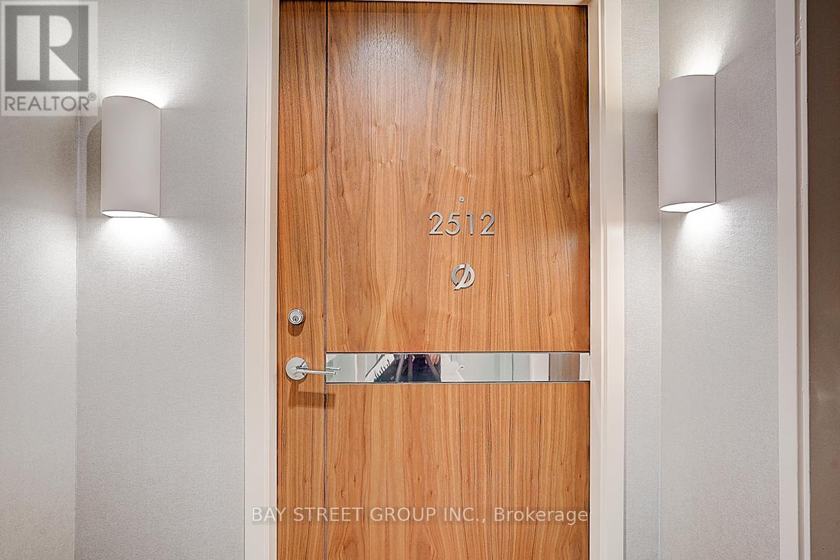 2512 - 95 Mcmahon Drive, Toronto, Ontario  M2K 0H2 - Photo 2 - C13479266