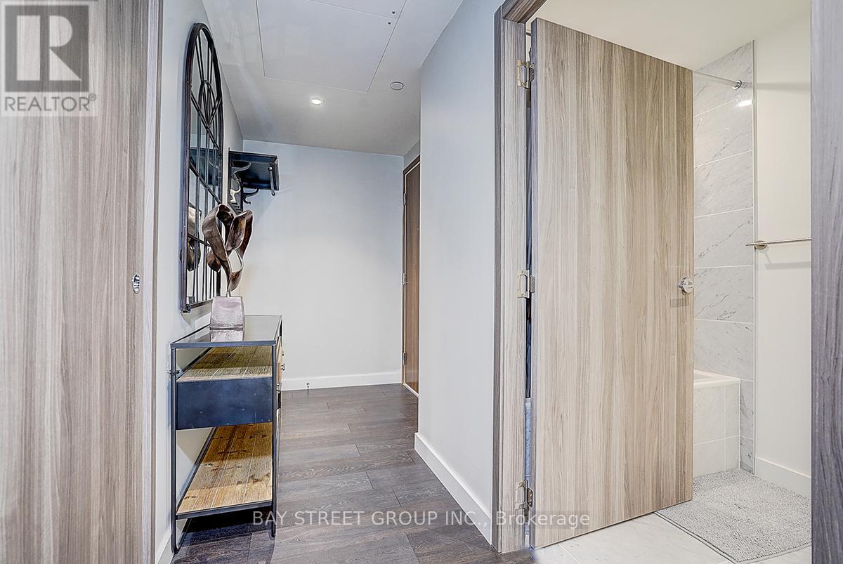 2512 - 95 Mcmahon Drive, Toronto, Ontario  M2K 0H2 - Photo 6 - C13479266