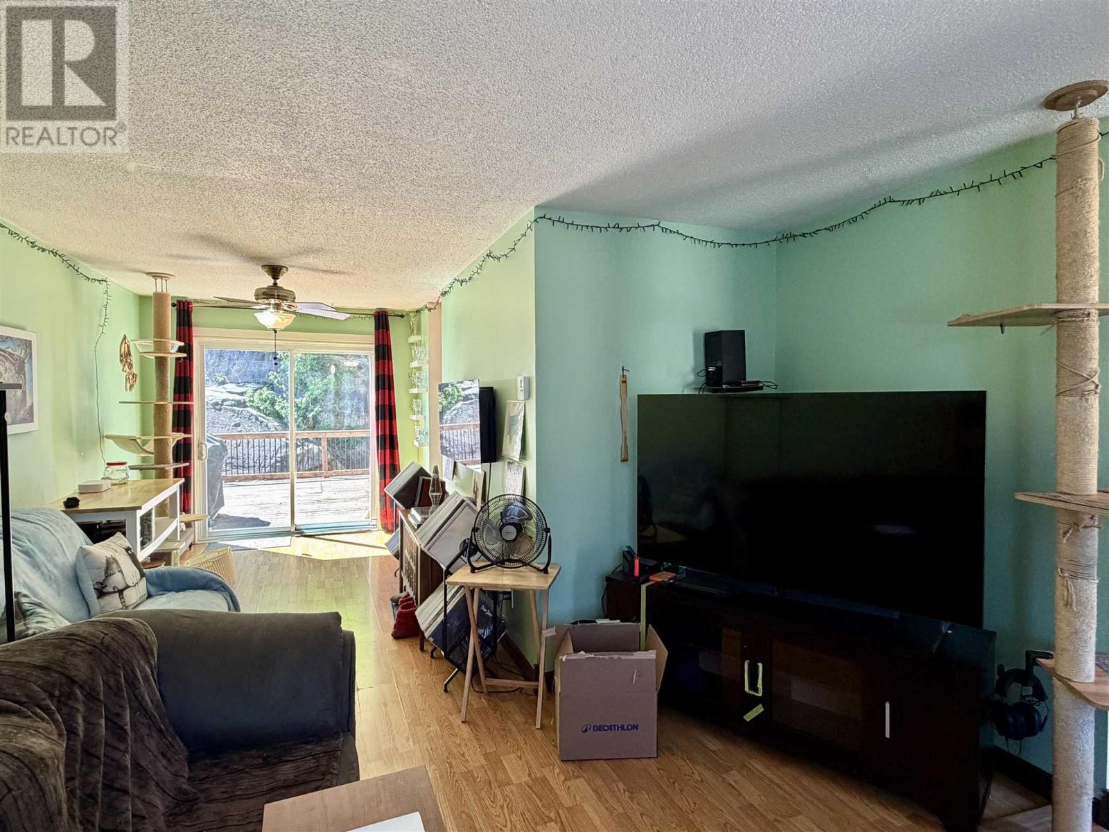 8 Feltz Rd, Elliot Lake, Ontario  P5A 3P9 - Photo 11 - SM261566