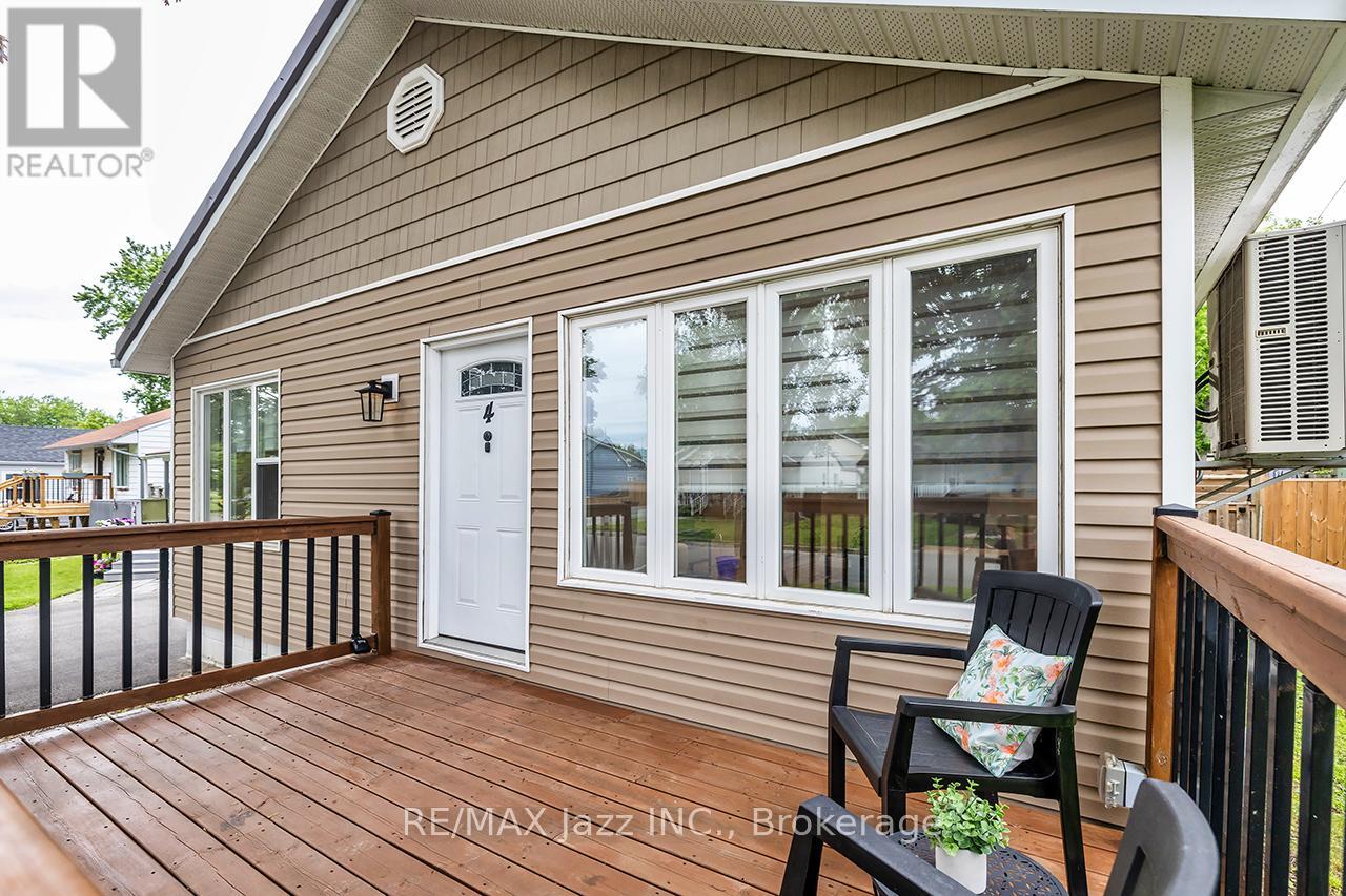4 Maple Street, Ajax, Ontario L1S 1V6 - Photo 2 - E13479462