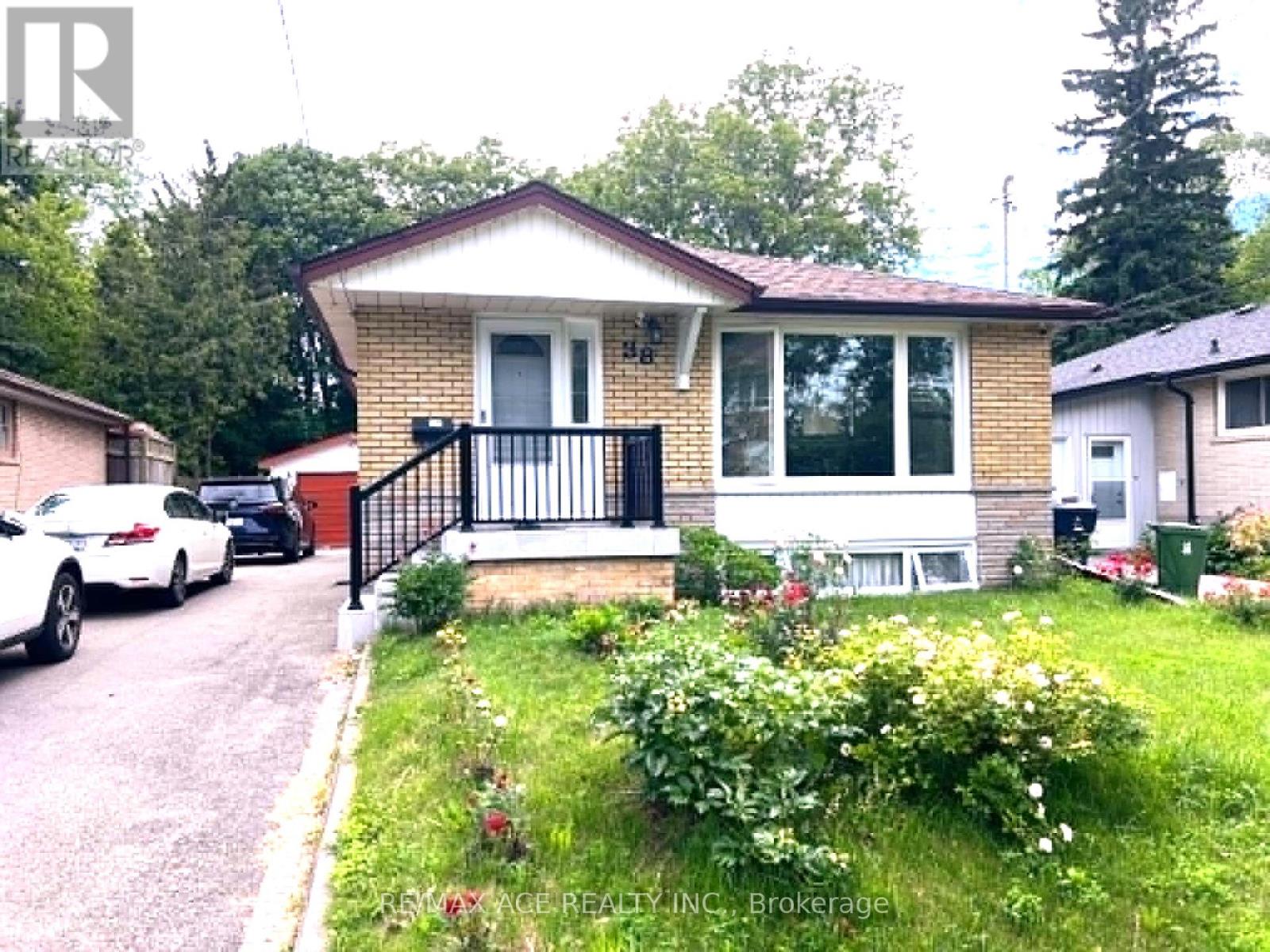 BSMT - 38 CELESTE DRIVE, Toronto, Ontario