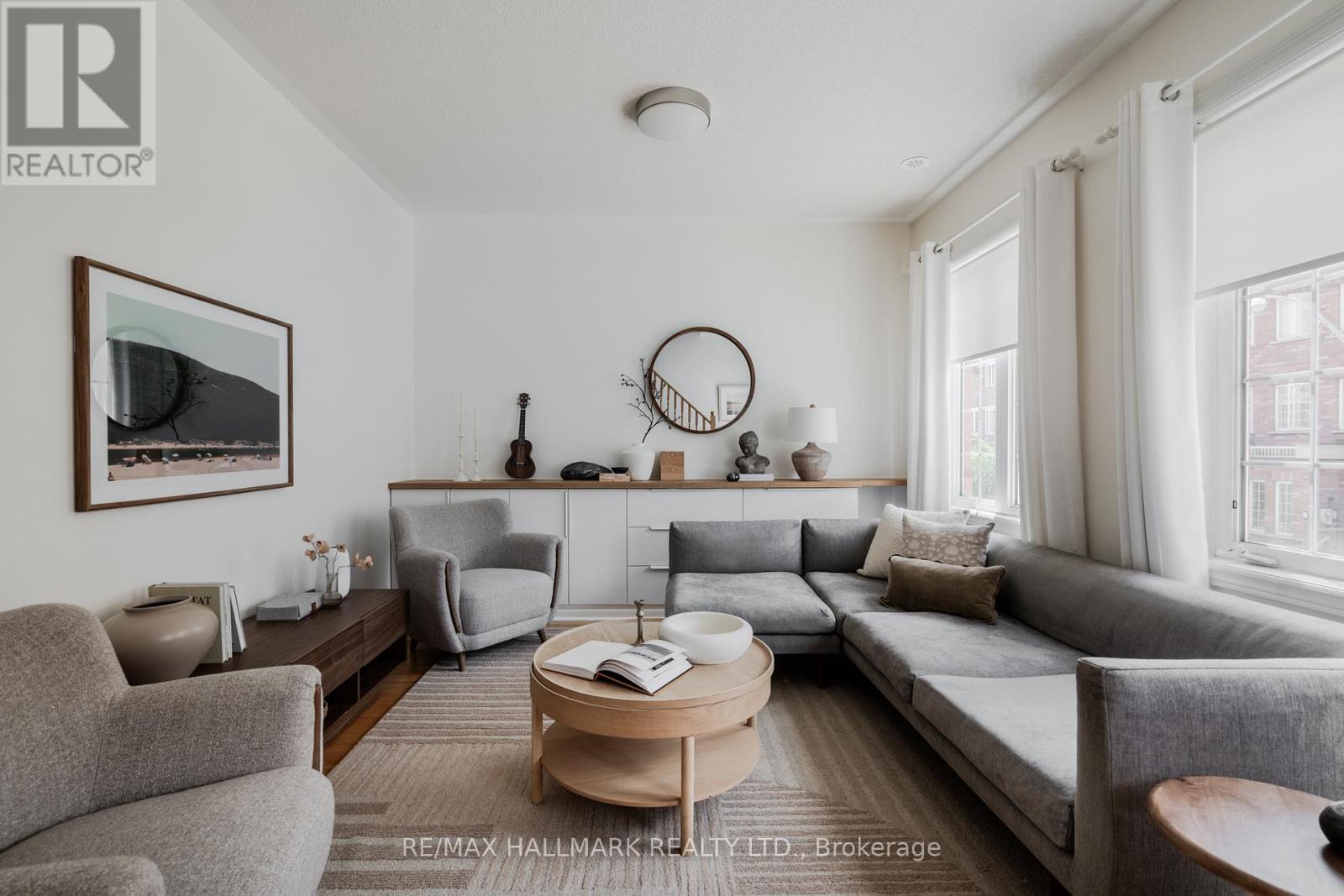 31 CARNAHAN TERRACE, Toronto, Ontario