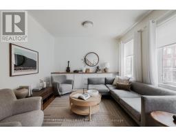 31 CARNAHAN TERRACE, Toronto, Ontario