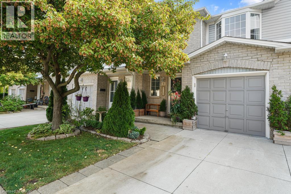 104 Frances Avenue Unit# 5, Stoney Creek, Ontario  L8E 5X3 - Photo 2 - 40842289