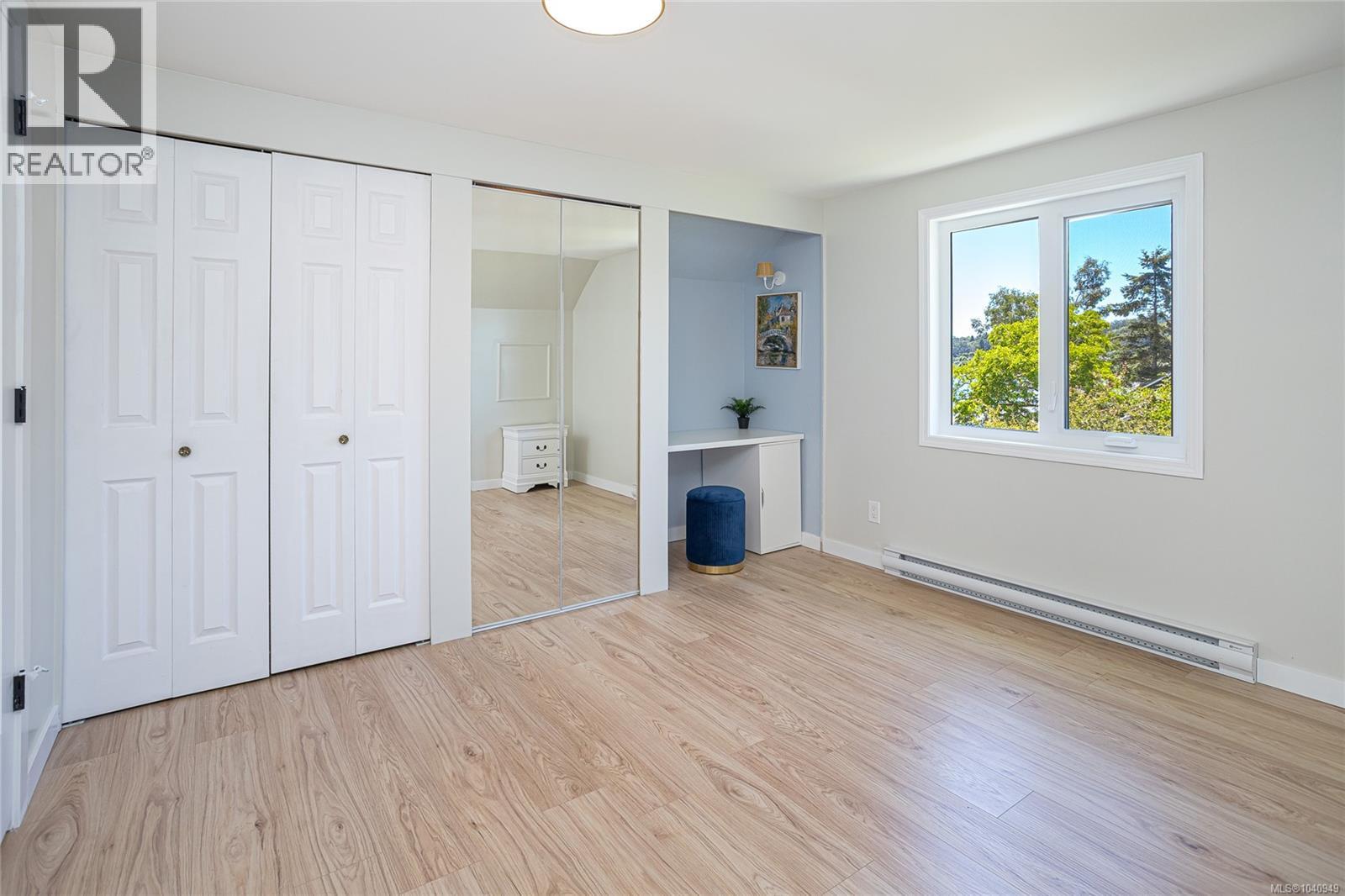 3905b Cadboro Bay Rd, Saanich, British Columbia  V8N 4G3 - Photo 36 - 1040949