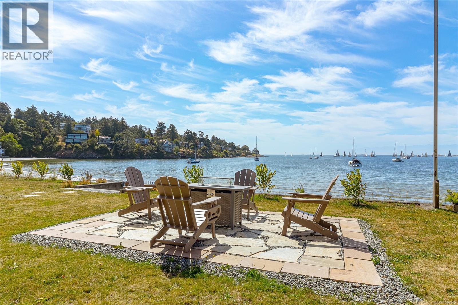 3905b Cadboro Bay Rd, Saanich, British Columbia  V8N 4G3 - Photo 50 - 1040949