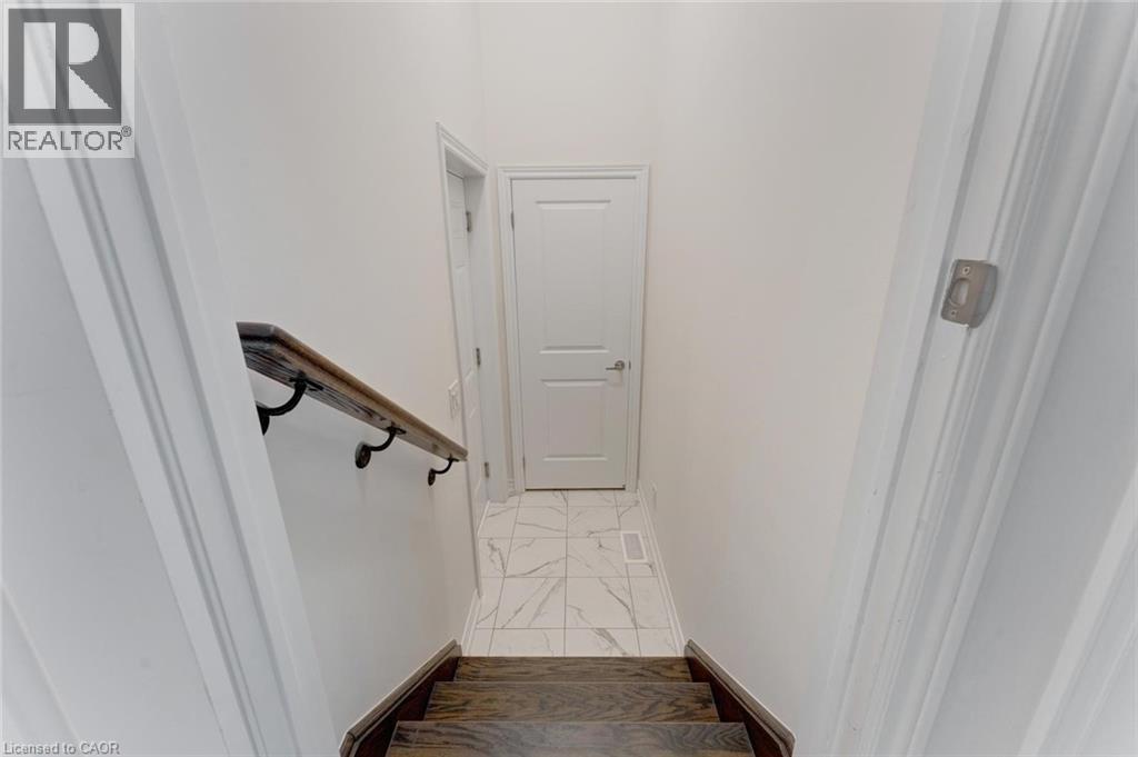 8 Roywood Street, Kitchener, Ontario  N2R 0S5 - Photo 36 - 40839394