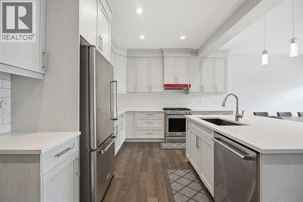 452 Evansglen Drive Nw, Calgary, Alberta  T3P 0P6 - Photo 3 - A2322899