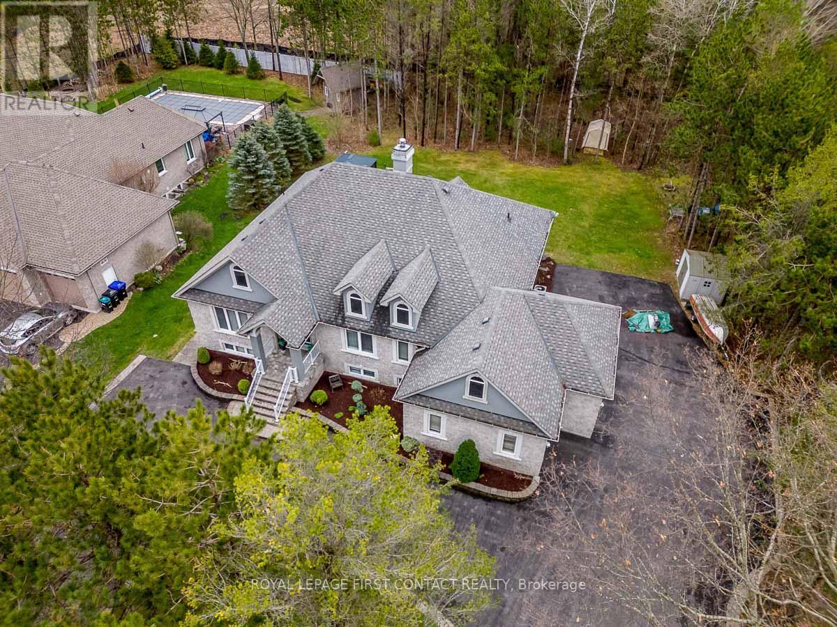 72 Luella Boulevard, Springwater, Ontario  L9X 0C3 - Photo 3 - S13477994
