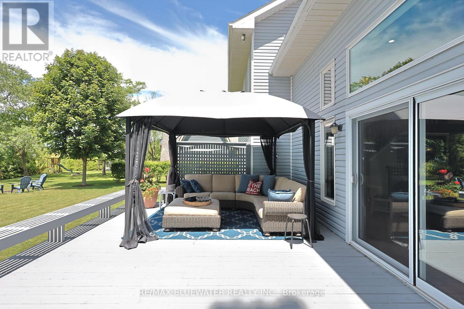 73031 Denise Court, Bluewater, Ontario  N0M 2T0 - Photo 39 - X13479440