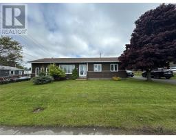 <div class="price">$299,000</div> 176 Main Street<br>Grand Falls-Windsor, Newfoundland & Labrador<br><div class='bed_bath'>3 Bed | 1 Bath</div>
