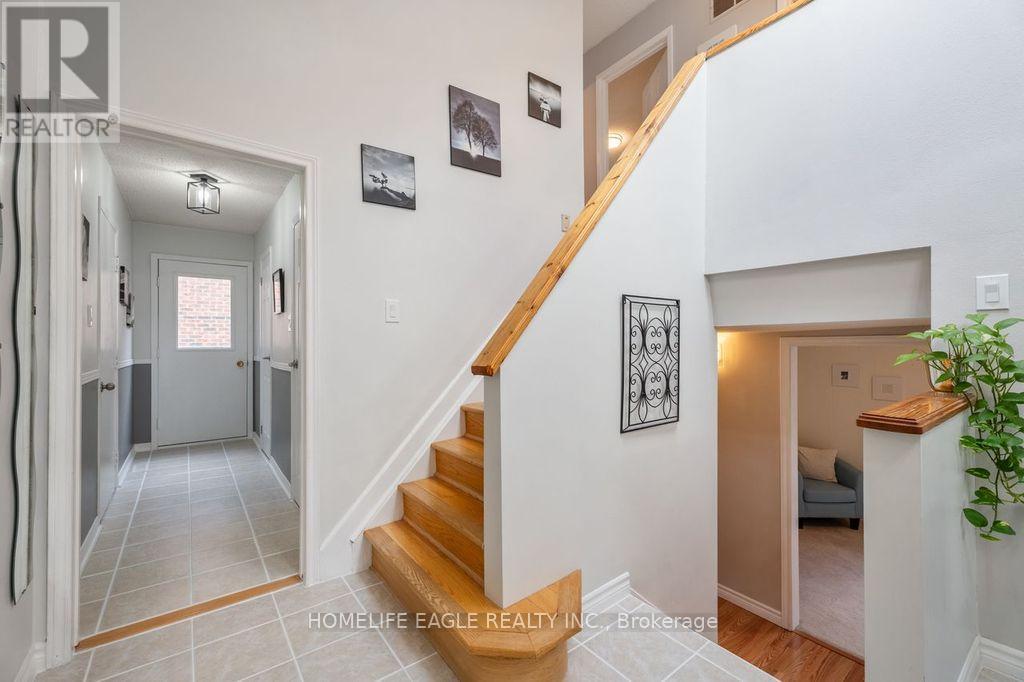 293 Plymouth Trail, Newmarket, Ontario  L3Y 6G6 - Photo 14 - N13479324