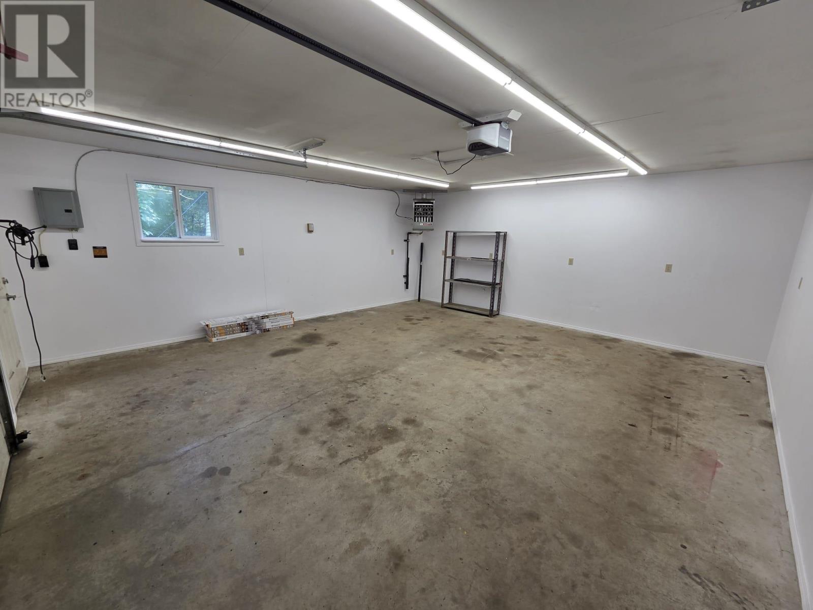 1312 Cameron St, Thunder Bay, Ontario  P7C 2H4 - Photo 37 - TB2601643