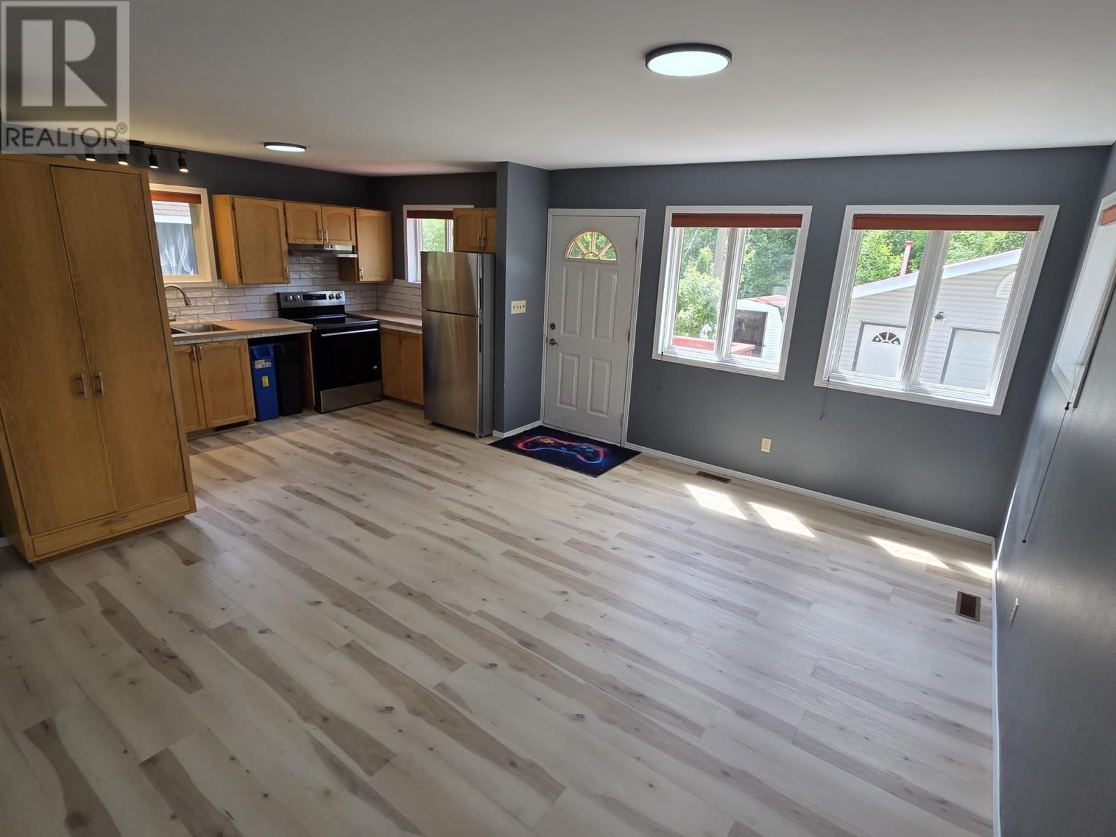 1312 Cameron St, Thunder Bay, Ontario  P7C 2H4 - Photo 6 - TB2601643