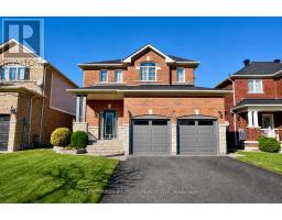 24 CONNAUGHT LANE, Barrie, Ontario