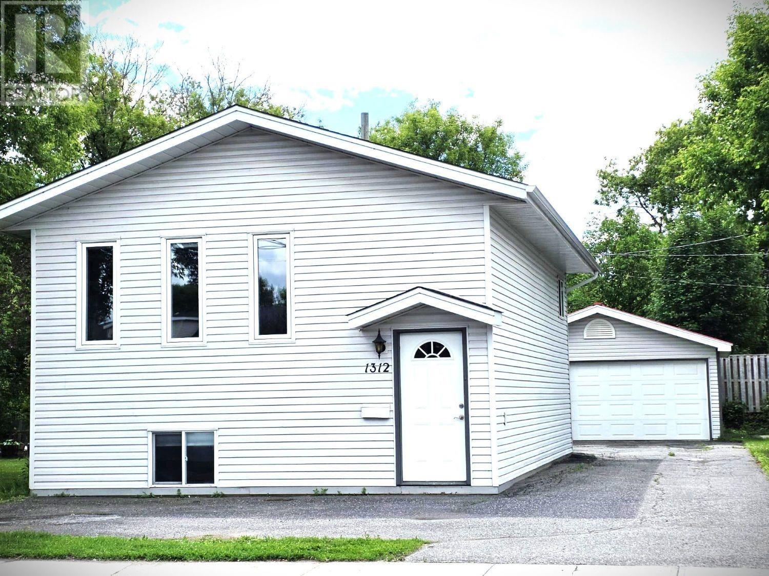 1312 Cameron St, Thunder Bay, Ontario  P7C 2H4 - Photo 50 - TB2601643