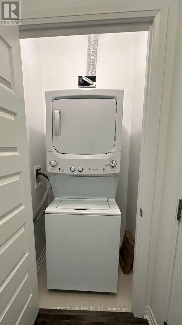 Unknown Address, ,    - Photo 11 - W13479350