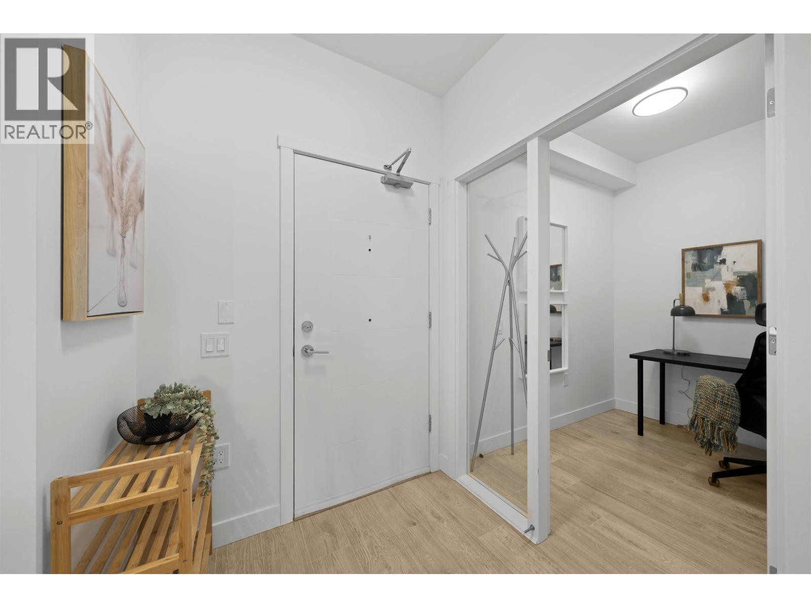 110 2160 Grant Avenue, Port Coquitlam, British Columbia  V3B 0T3 - Photo 2 - R3102342