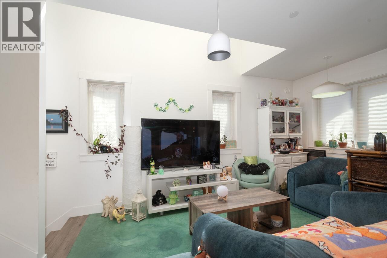 2777 Trinity Street, Vancouver, British Columbia  V5K 1E6 - Photo 32 - R3138846