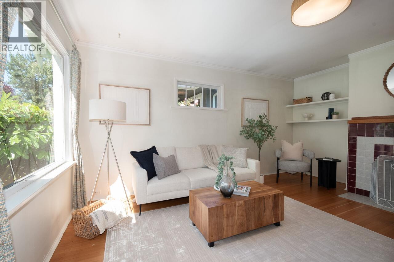 2777 Trinity Street, Vancouver, British Columbia  V5K 1E6 - Photo 6 - R3138846