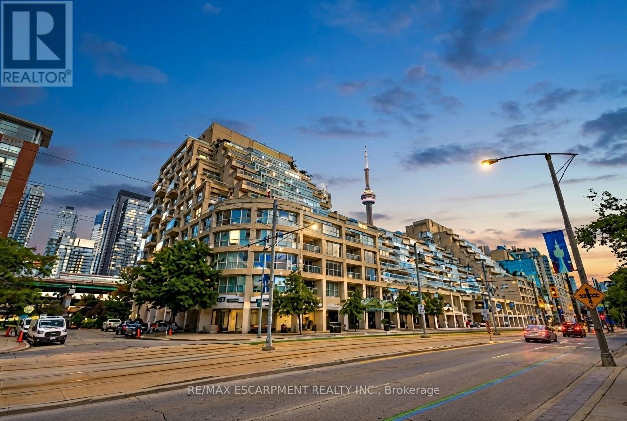 803E - 460 QUEENS QUAY WAY W, Toronto, Ontario