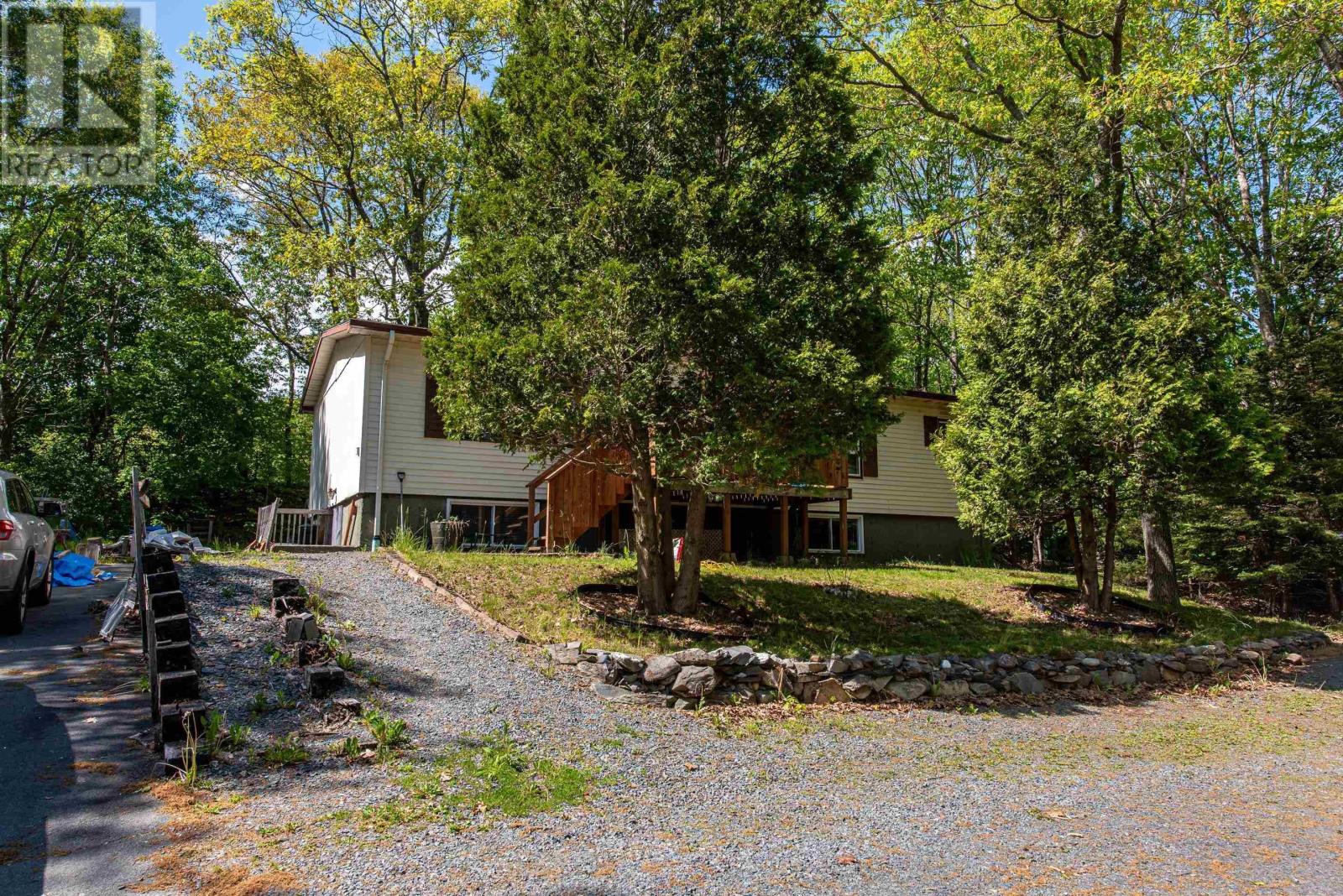 386 Rocky Lake Drive, Bedford, Nova Scotia  B4A 2T5 - Photo 2 - 202614850