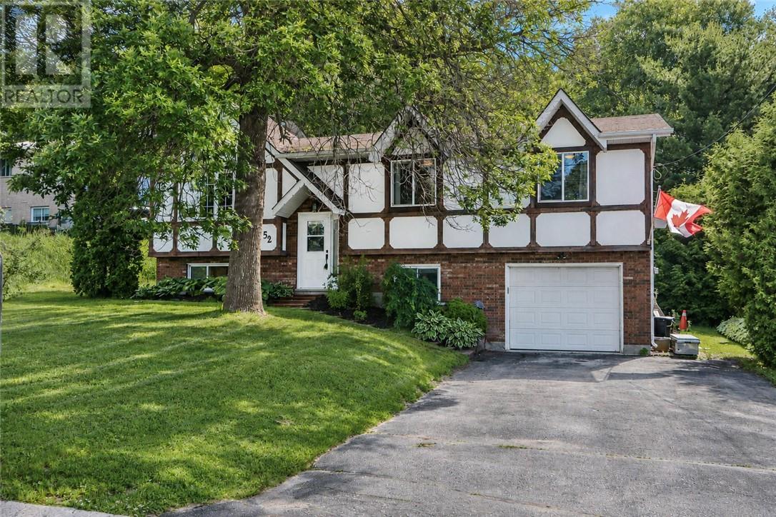 52 Melvyn Avenue, Lively, Ontario  P3Y 1B1 - Photo 1 - 2128762