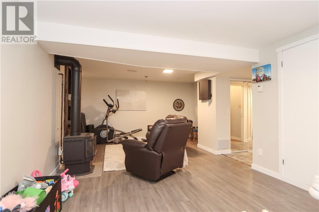 52 Melvyn Avenue, Lively, Ontario  P3Y 1B1 - Photo 43 - 2128762