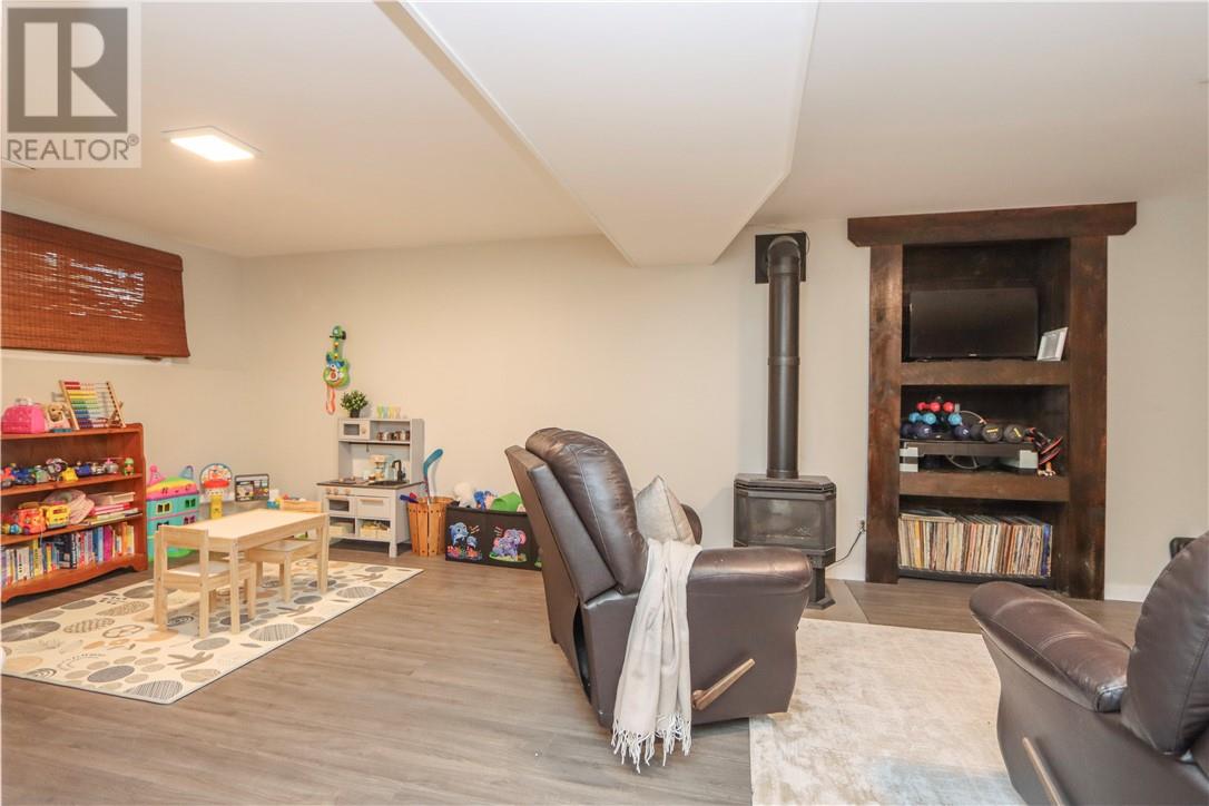 52 Melvyn Avenue, Lively, Ontario  P3Y 1B1 - Photo 45 - 2128762