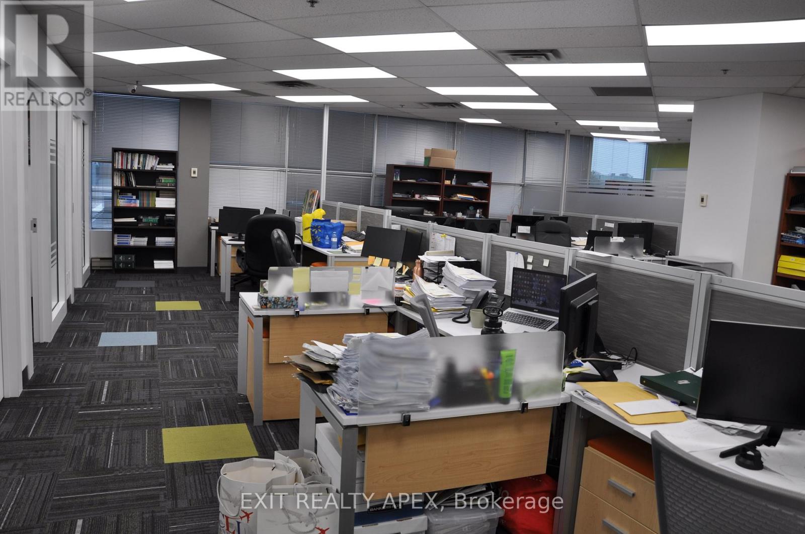 217-219 - 2560 Matheson Boulevard E, Mississauga, Ontario  L4W 4Y9 - Photo 11 - W13479390