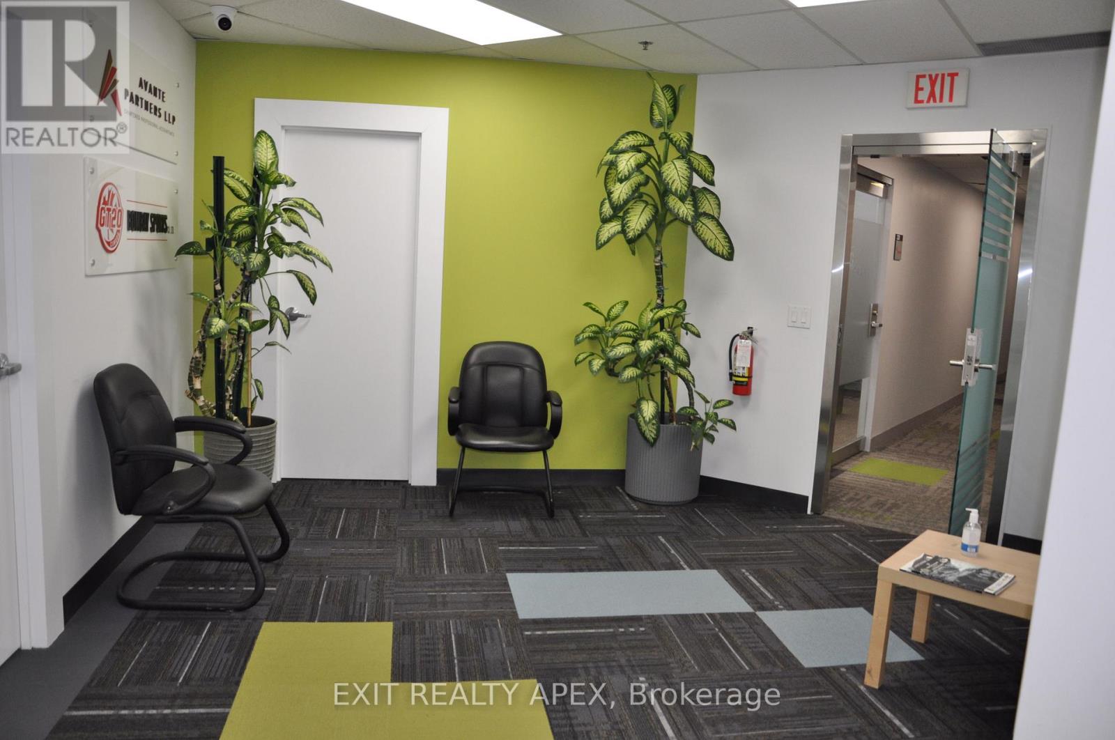 217-219 - 2560 Matheson Boulevard E, Mississauga, Ontario  L4W 4Y9 - Photo 5 - W13479390