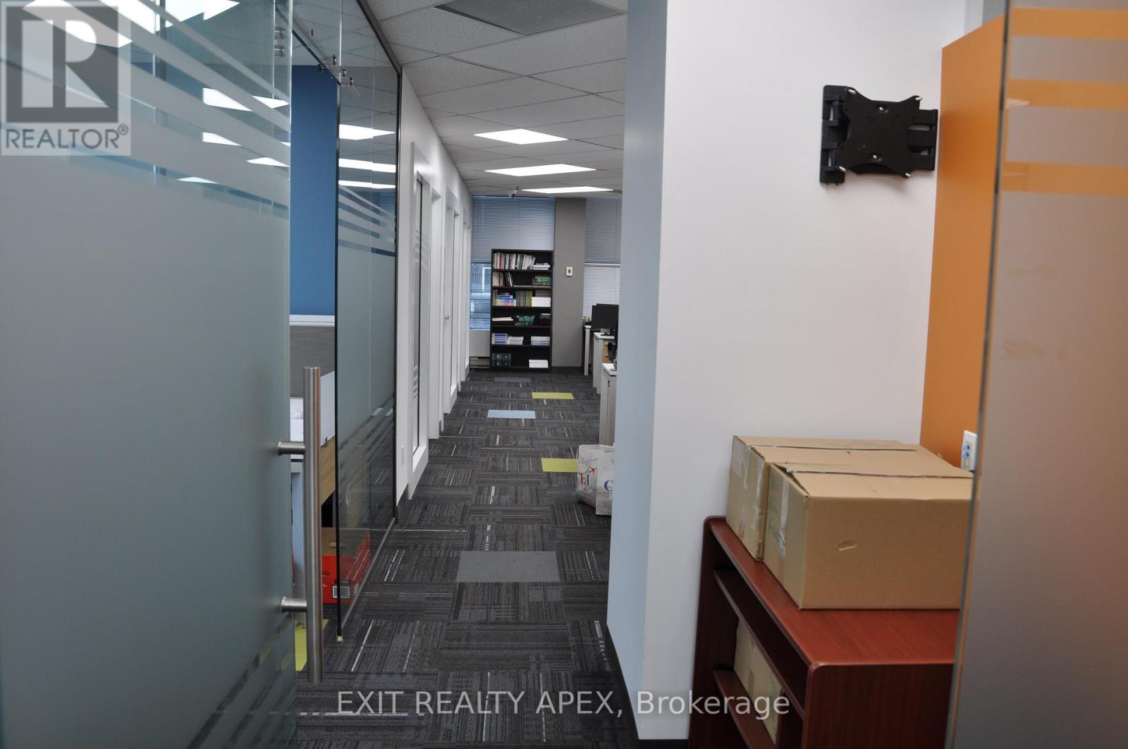 217-219 - 2560 Matheson Boulevard E, Mississauga, Ontario  L4W 4Y9 - Photo 8 - W13479390