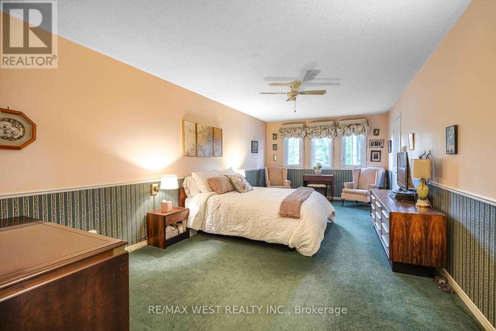 1914 The Chase, Mississauga, Ontario  L5M 3A2 - Photo 10 - W13479470