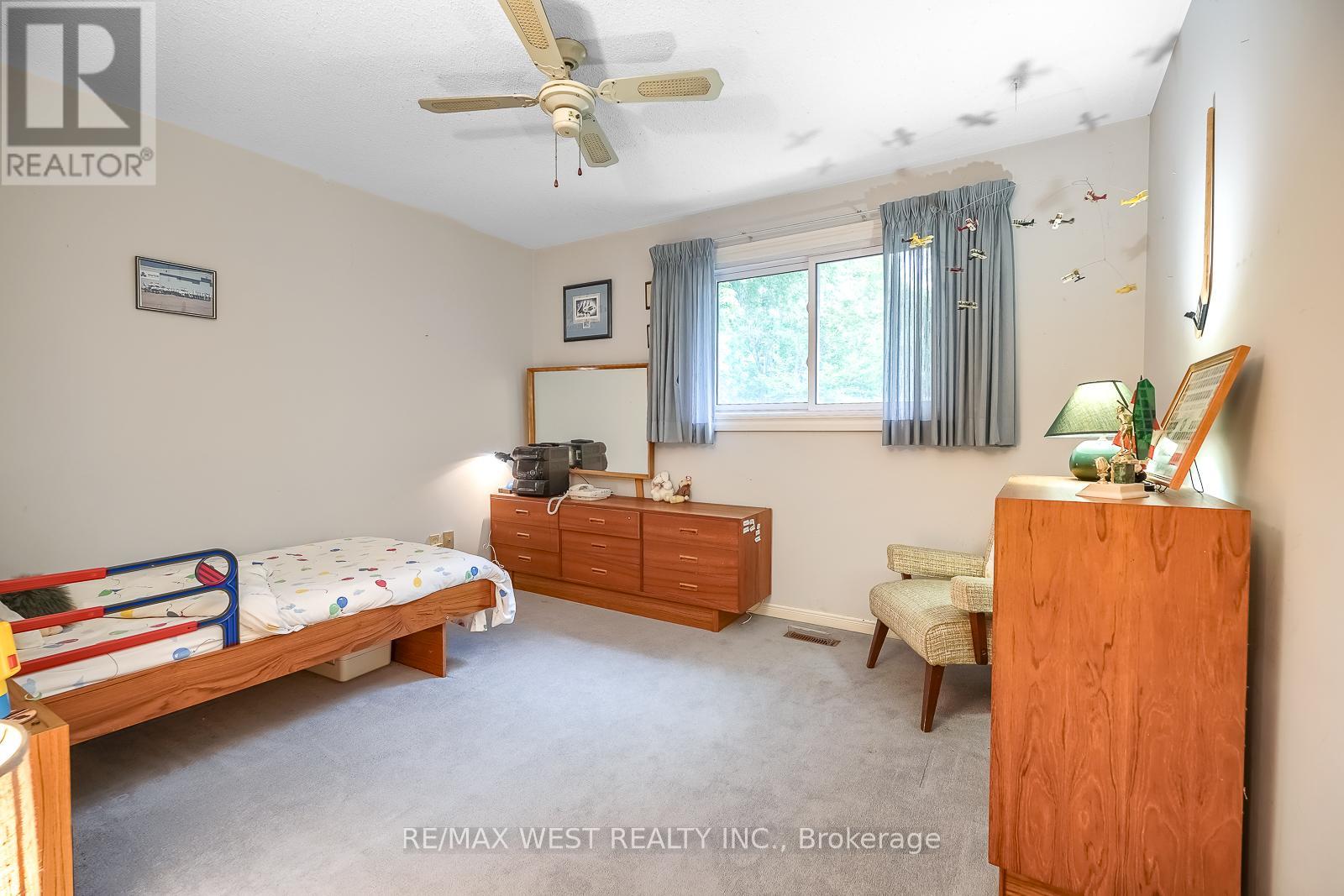 1914 The Chase, Mississauga, Ontario  L5M 3A2 - Photo 13 - W13479470