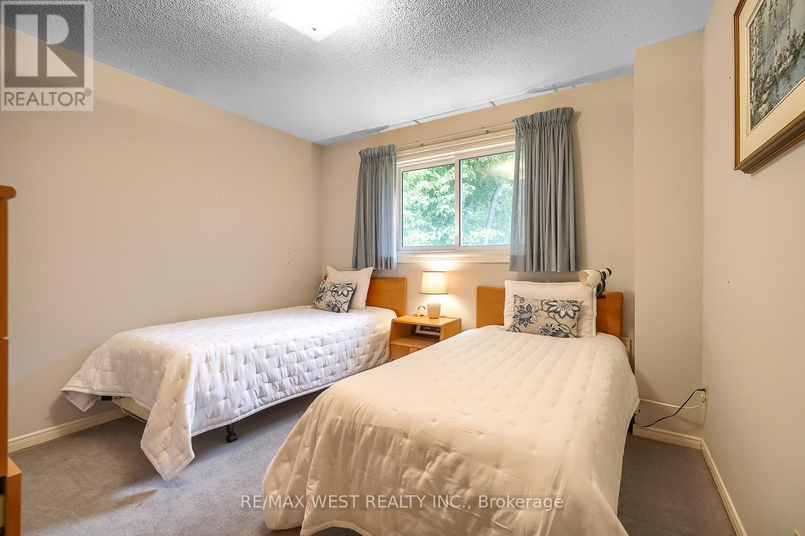 1914 The Chase, Mississauga, Ontario  L5M 3A2 - Photo 14 - W13479470