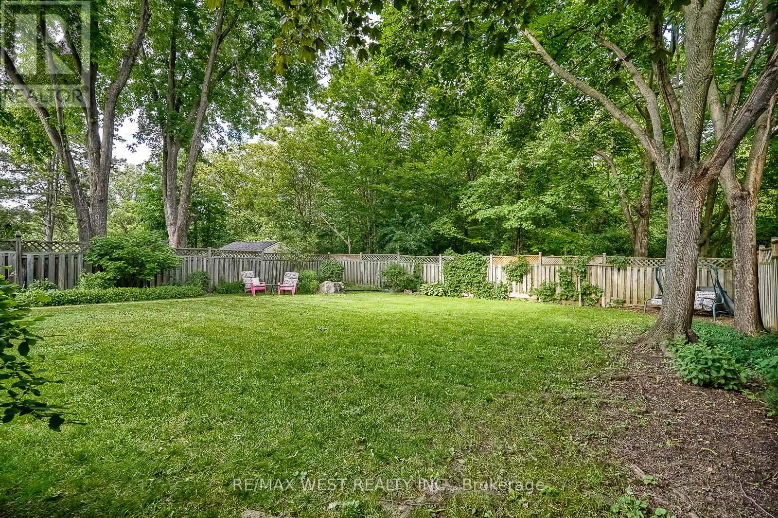 1914 The Chase, Mississauga, Ontario  L5M 3A2 - Photo 19 - W13479470