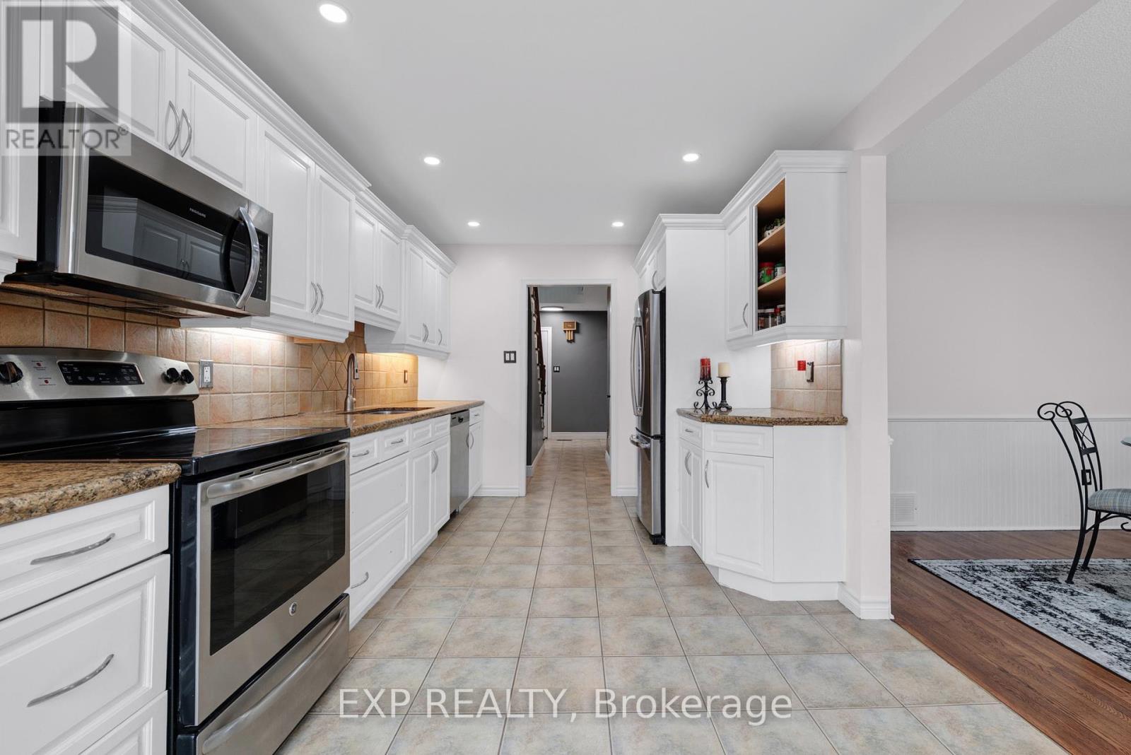 45 Sandmere Avenue, Brampton, Ontario L6Z 4A2 - Photo 10 - W13479482