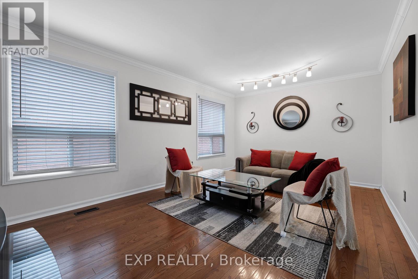 45 Sandmere Avenue, Brampton, Ontario L6Z 4A2 - Photo 5 - W13479482