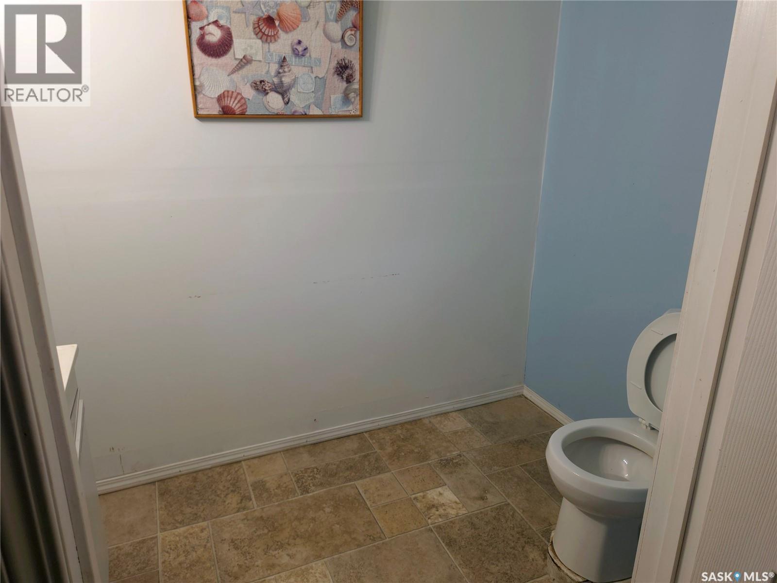 105 2nd Avenue W, Wilkie, Saskatchewan  S0K 0E5 - Photo 12 - SK040129