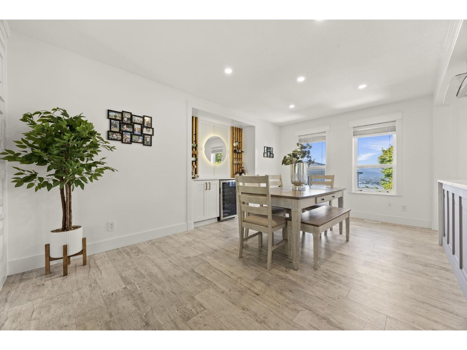 46645 Sylvan Drive, Promontory, Chilliwack, British Columbia  V2R 3W4 - Photo 5 - R3138476