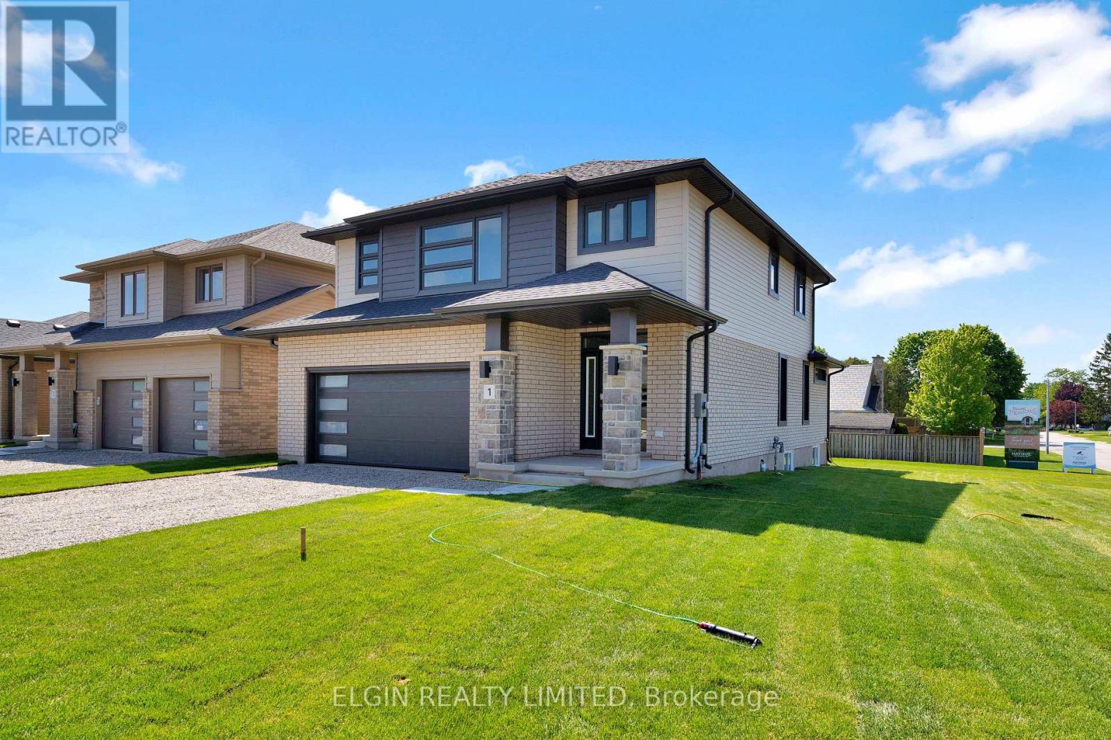 1 Finch Street, Tillsonburg, Ontario  N4G 0L9 - Photo 2 - X13479522